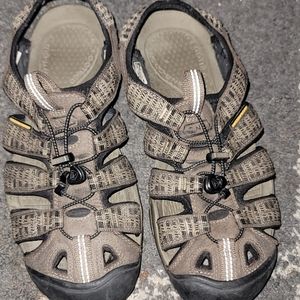 Keen Sandals women's size 8